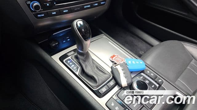 2016 Hyundai (Хёндэ) Genesis DH — миниатюра 8