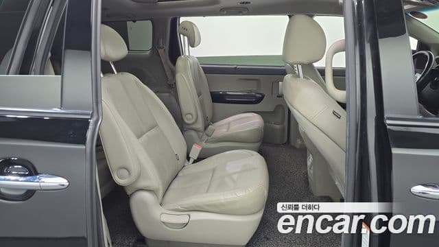 2014 Kia (Киа) All New Carnival — миниатюра 3