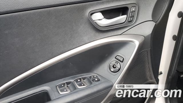 2014 Hyundai (Хёндэ) Santa Fe DM — миниатюра 3
