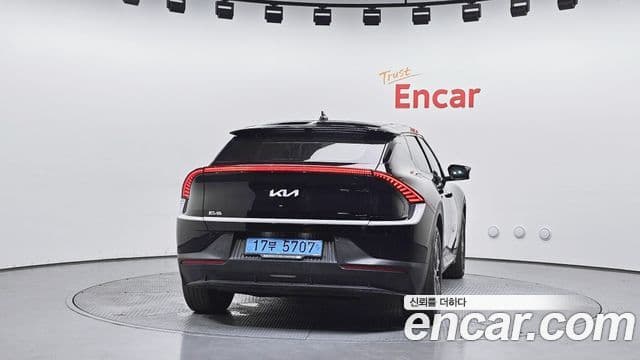 2023 Kia (Киа) EV6 — миниатюра 9