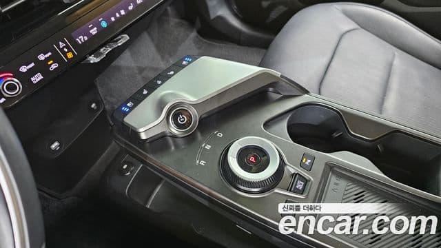 2023 Kia (Киа) EV6 — миниатюра 10
