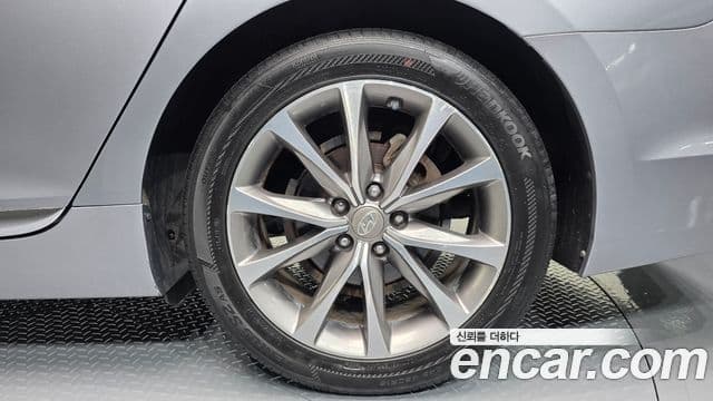 2015 Hyundai (Хёндэ) Grandeur HG — миниатюра 5