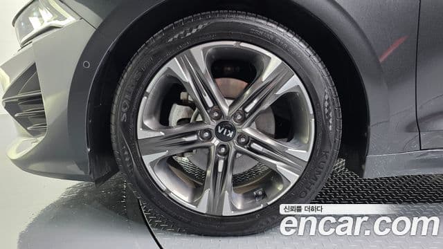 2021 Kia (Киа) K5 3rd Gen — миниатюра 2