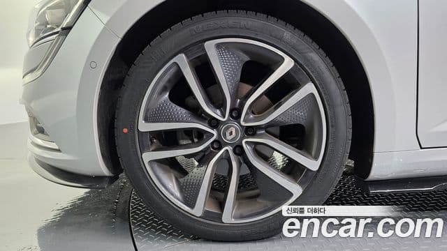 2017 Renault Korea SM6 — миниатюра 9