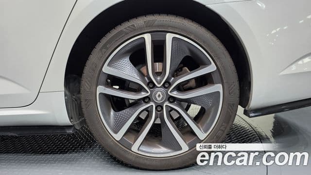 2017 Renault Korea SM6 — миниатюра 7
