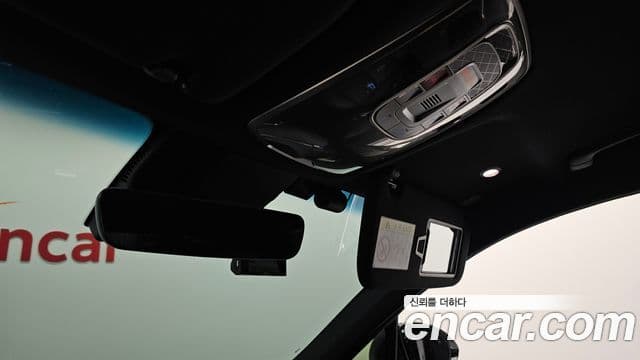 2022 Genesis GV70 — миниатюра 3