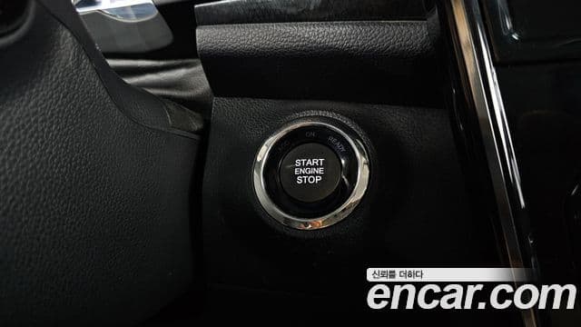 2022 SsangYong Tivoli Air — миниатюра 3