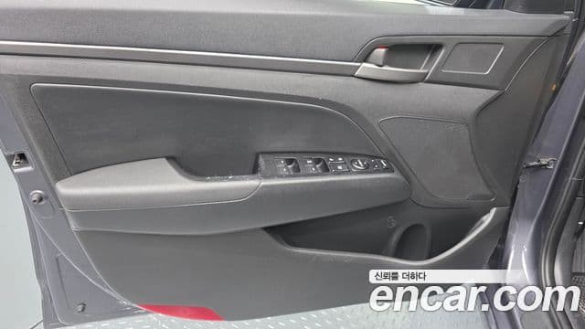 2017 Hyundai (Хёндэ) Avante AD — миниатюра 2