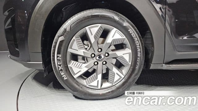 2024 SsangYong Torres EVX — миниатюра 2