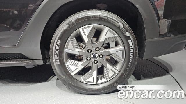 2024 SsangYong Torres EVX — миниатюра 5