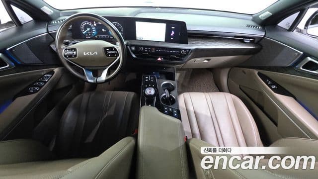 2021 Kia (Киа) K8