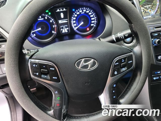 2014 Hyundai (Хёндэ) Grandeur HG — миниатюра 9