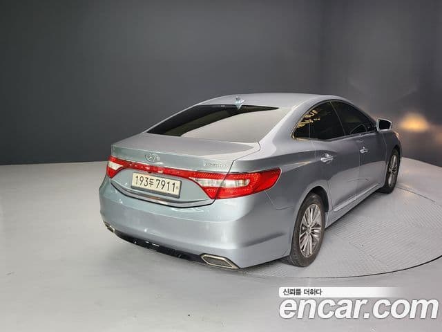 2014 Hyundai (Хёндэ) Grandeur HG — миниатюра 3