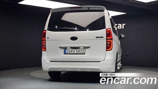 2019 Hyundai (Хёндэ) The New Grand Starex — миниатюра 6