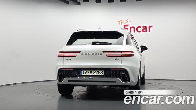 2022 Genesis GV70 — миниатюра 6