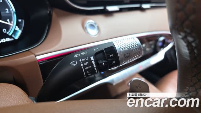 2022 Genesis GV70 — миниатюра 10