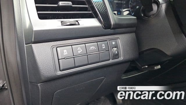 2022 SsangYong The New 렉스턴 스포츠 칸 — миниатюра 7