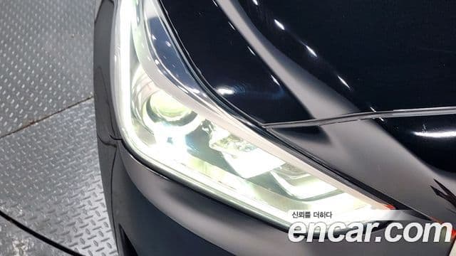 2016 Genesis EQ900 — миниатюра 10