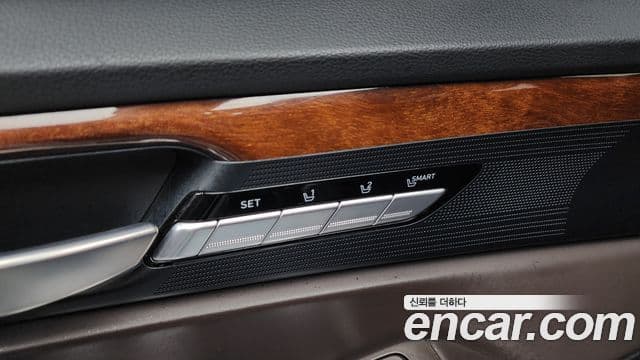2016 Genesis EQ900 — миниатюра 7