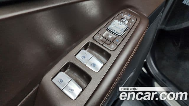2016 Genesis EQ900 — миниатюра 6