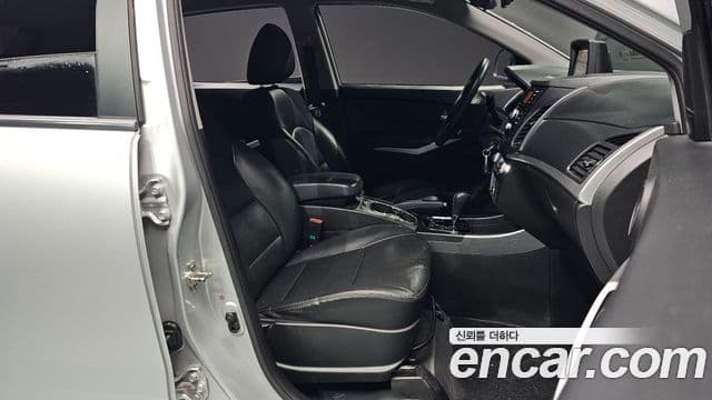 2016 SsangYong New 코란도 C — миниатюра 9