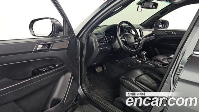 2022 SsangYong The New 렉스턴 스포츠 칸 — миниатюра 5