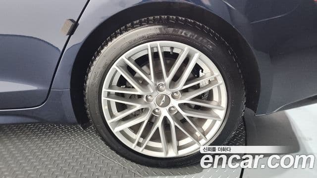 2019 Genesis G70 — миниатюра 3