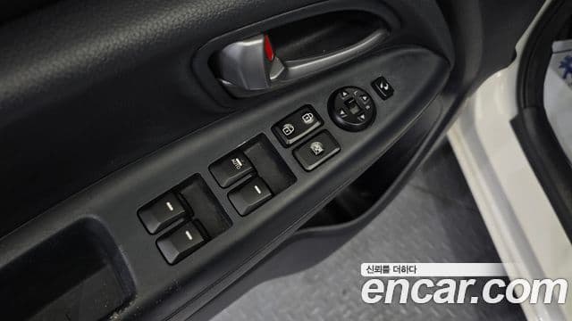2013 Kia (Киа) All New 프라이드 — миниатюра 9