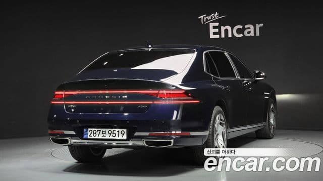 2023 Genesis G90 (RS4)