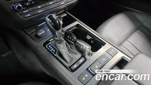 2015 Hyundai (Хёндэ) Genesis DH — миниатюра 8
