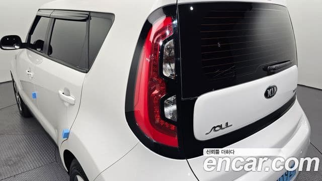 2018 Kia (Киа) Soul EV — миниатюра 2
