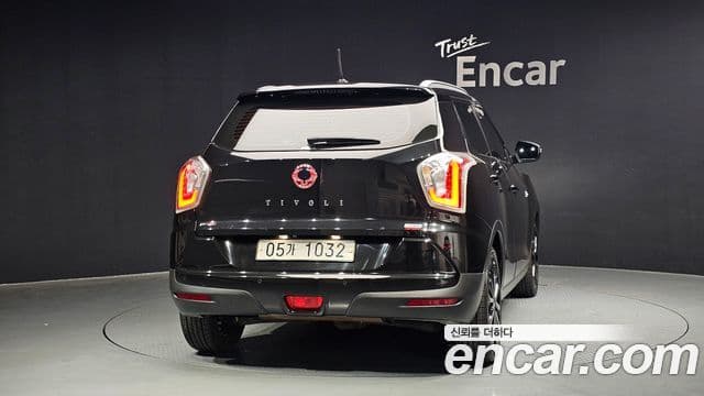 2018 SsangYong Tivoli 아머 — миниатюра 6