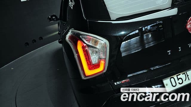 2018 SsangYong Tivoli 아머 — миниатюра 4