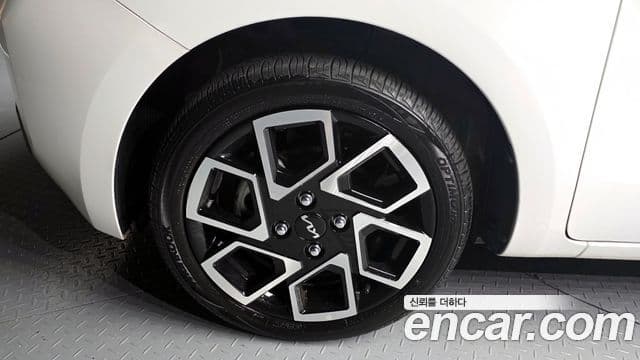 2023 Kia (Киа) The New Ray — миниатюра 3