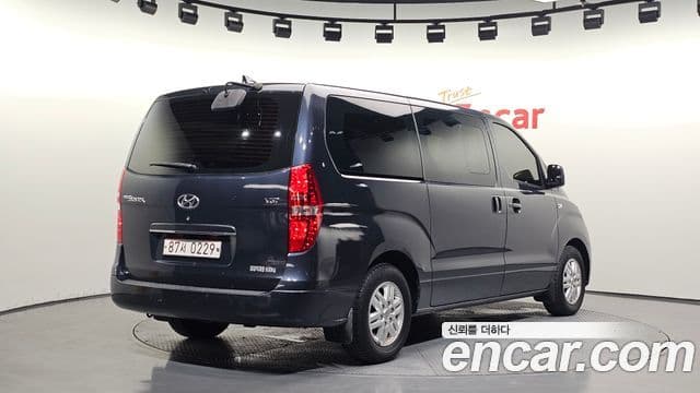 2017 Hyundai (Хёндэ) Grand Starex — миниатюра 7