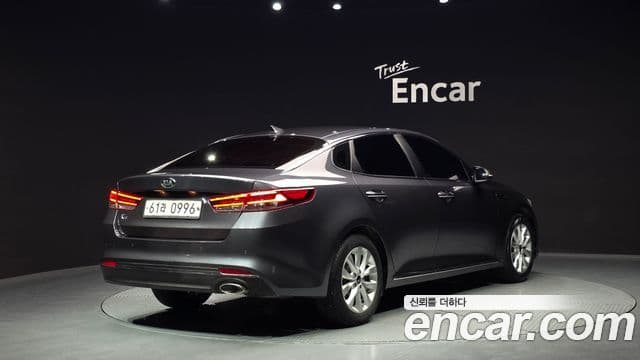 2015 Kia (Киа) K5 2nd Gen — миниатюра 2