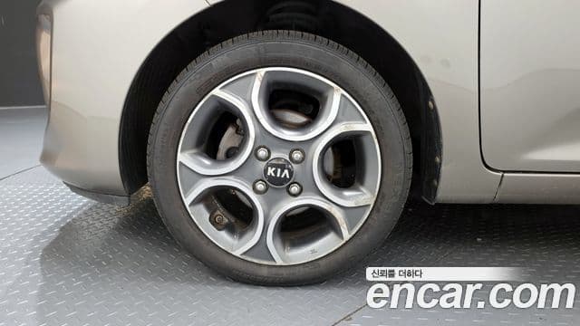 2015 Kia (Киа) The New Morning — миниатюра 10