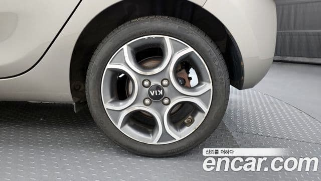 2015 Kia (Киа) The New Morning — миниатюра 8