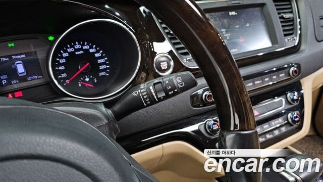 2019 Kia (Киа) The New Carnival — миниатюра 9