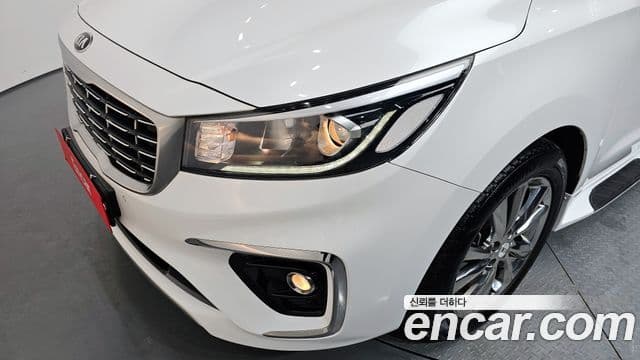 2019 Kia (Киа) The New Carnival — миниатюра 6
