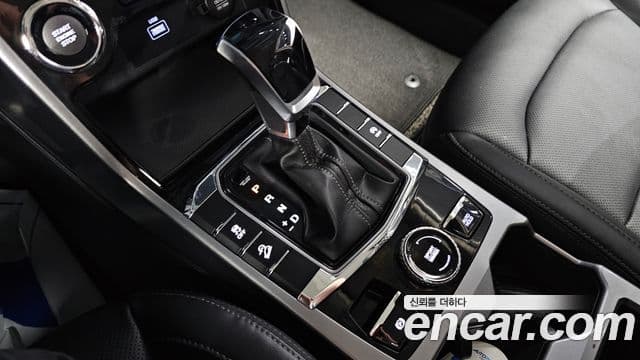 2021 SsangYong 뷰티풀 코란도 — миниатюра 7