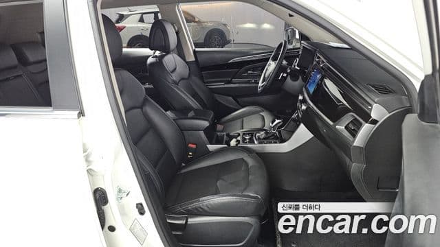 2021 SsangYong 뷰티풀 코란도 — миниатюра 3