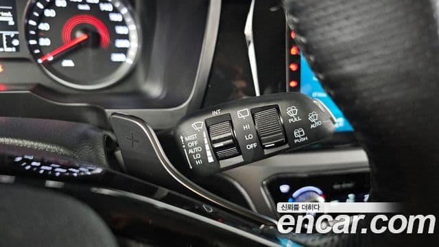 2021 SsangYong 뷰티풀 코란도 — миниатюра 2