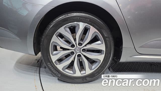 2016 Renault Korea SM6