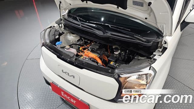 2025 Kia (Киа) The New Ray EV — миниатюра 8