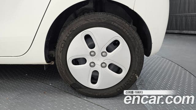 2025 Kia (Киа) The New Ray EV — миниатюра 3