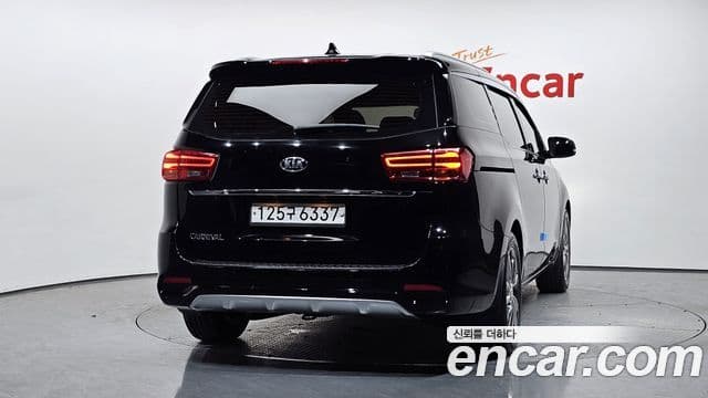 2020 Kia (Киа) The New Carnival — миниатюра 2