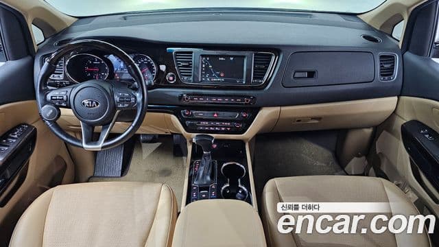 2020 Kia (Киа) The New Carnival — миниатюра 9