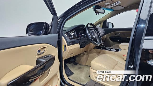 2020 Kia (Киа) The New Carnival — миниатюра 10
