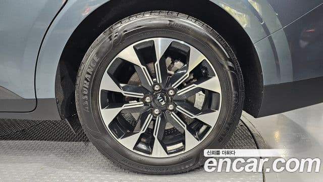 2020 Kia (Киа) Carnival 4th Gen — миниатюра 3